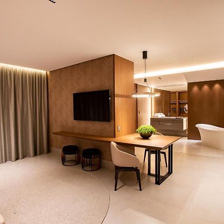 Amazon Aeroporto Hotel กูยาบา ภายนอก รูปภาพ