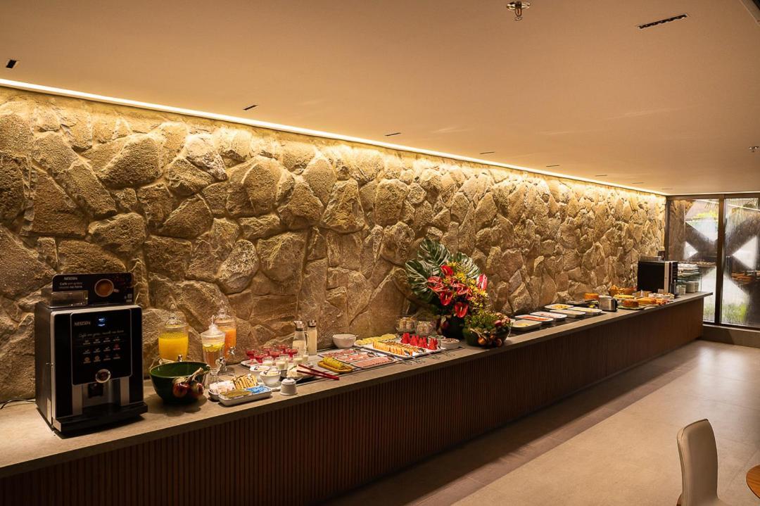 Amazon Aeroporto Hotel กูยาบา ภายนอก รูปภาพ
