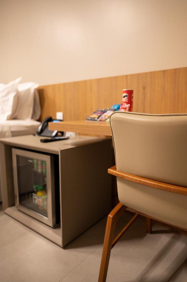 Amazon Aeroporto Hotel กูยาบา ภายนอก รูปภาพ