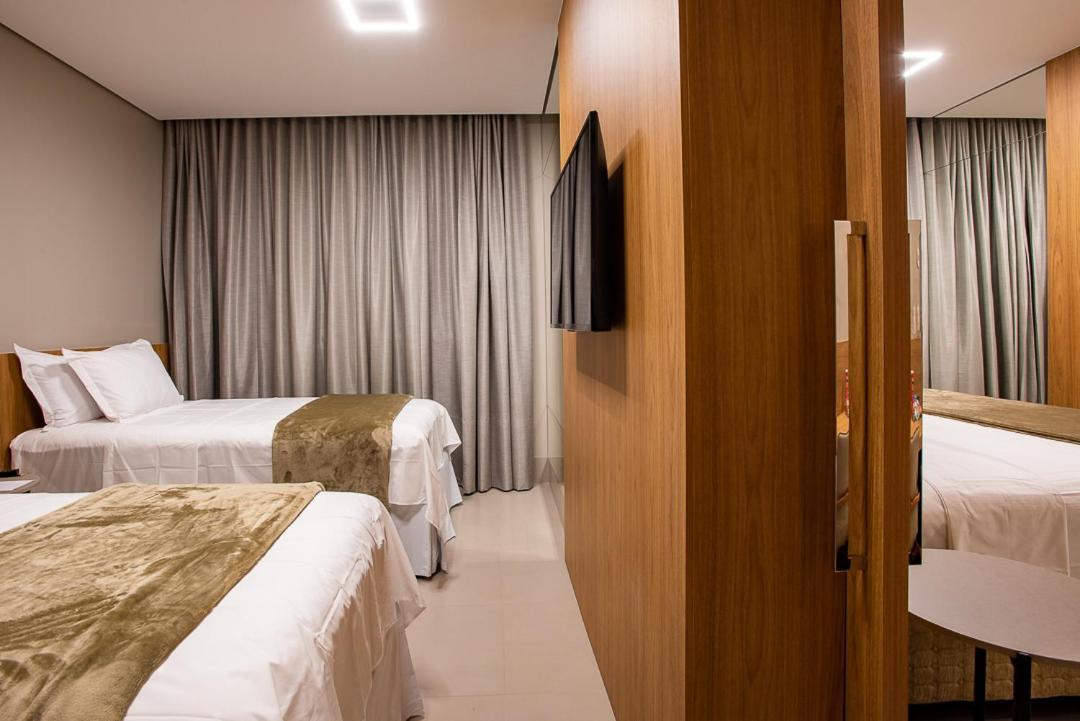 Amazon Aeroporto Hotel กูยาบา ภายนอก รูปภาพ