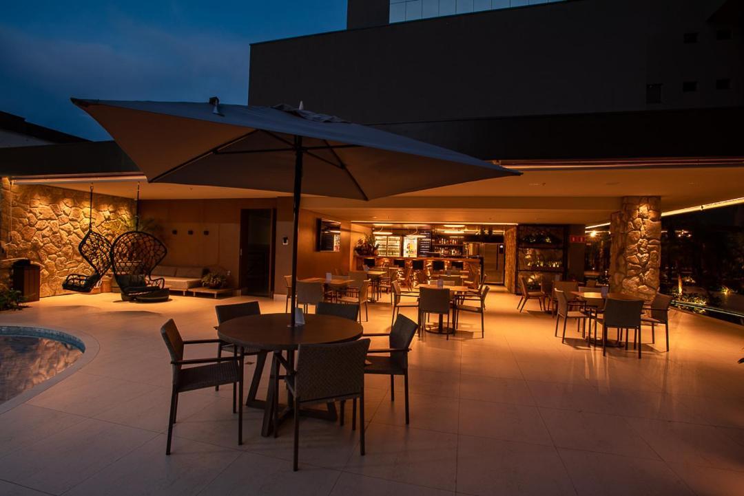 Amazon Aeroporto Hotel กูยาบา ภายนอก รูปภาพ