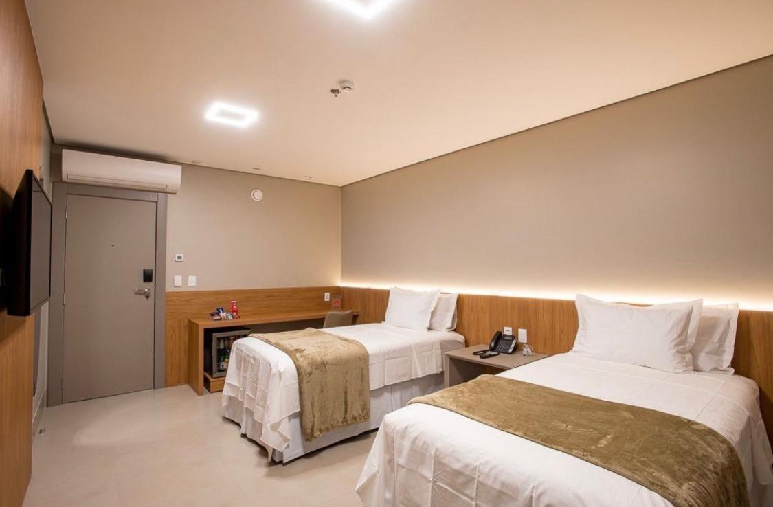 Amazon Aeroporto Hotel กูยาบา ภายนอก รูปภาพ